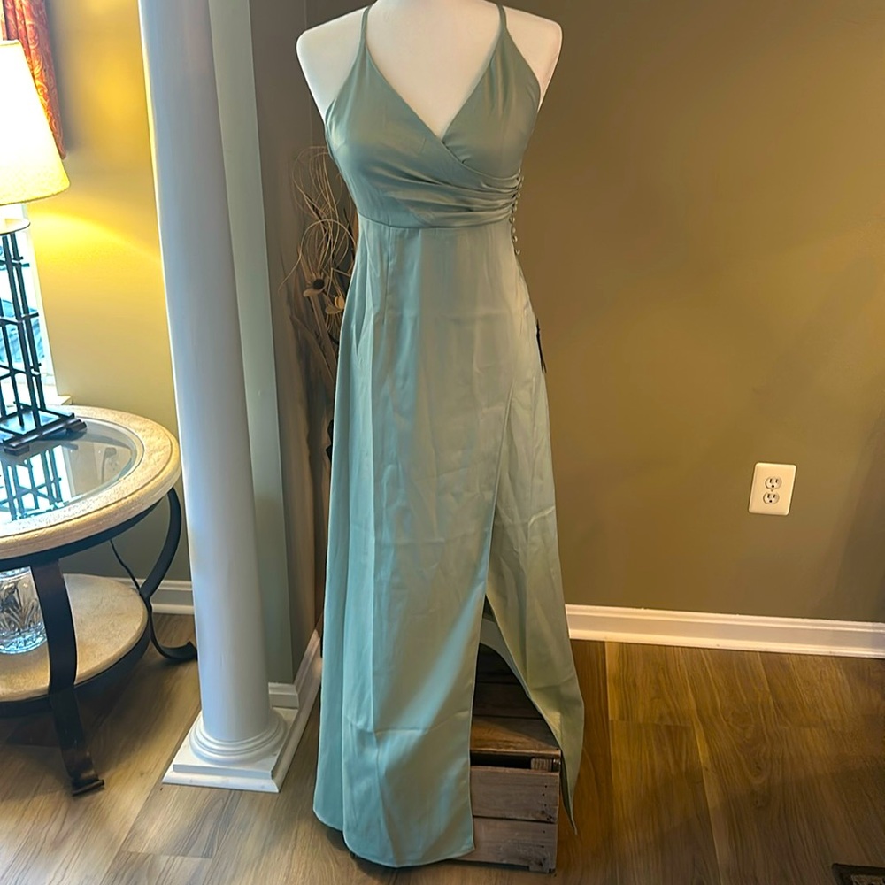 Lulus Sage Green Satin Evening Gown - size small - never been worn